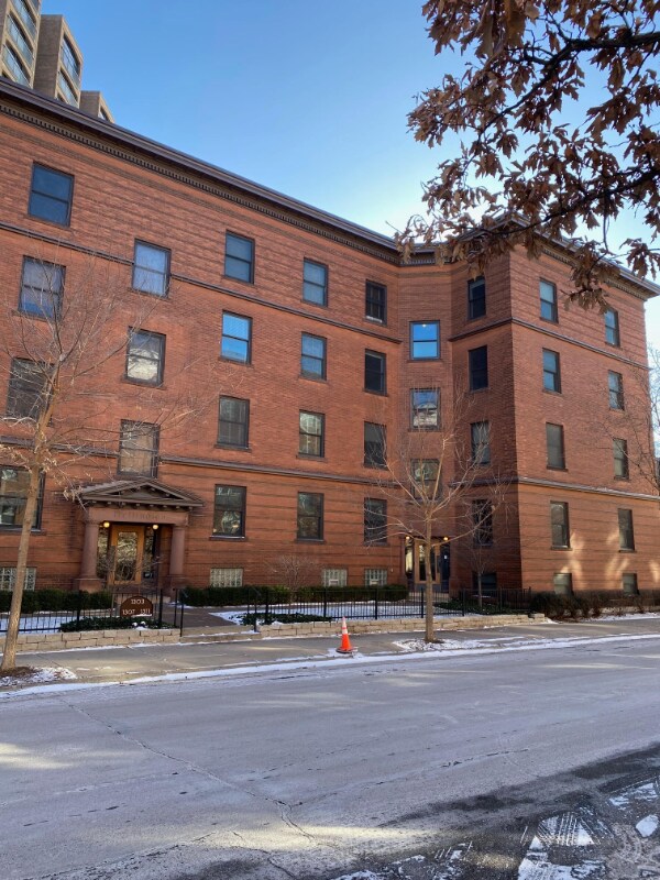 1311 Yale Pl Unit 22, Minneapolis, MN 55403 Condo for Rent in