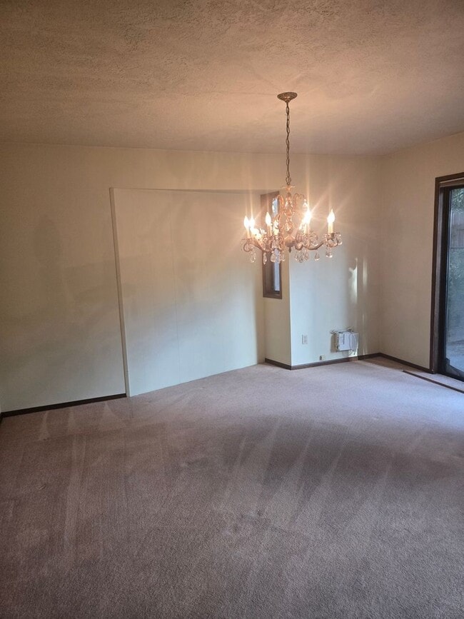 Foto del edificio - 10200 SW Crystal St
