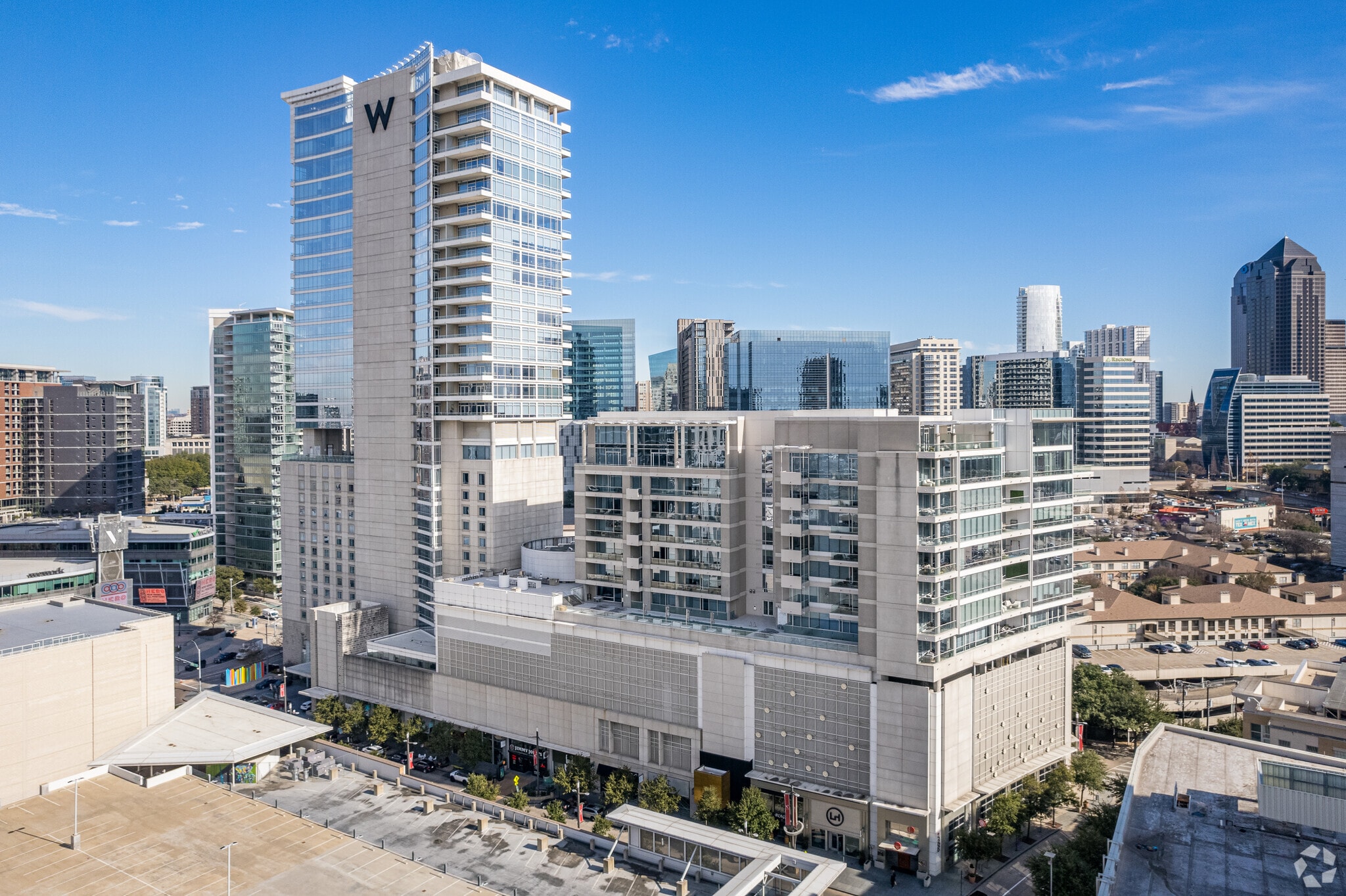 The Residences @ W - Dallas Victory