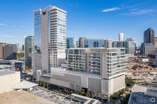 The Residences @ W - Dallas Victory