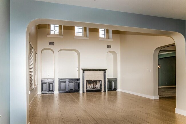 Foto del edificio - 3006 Covington Pl