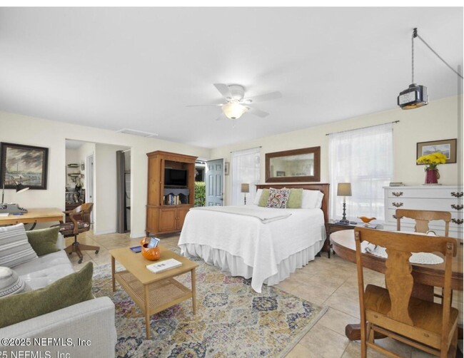 Foto del edificio - 509 Live Oak St