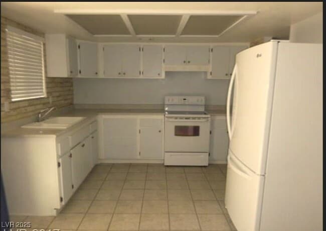 Foto del edificio - 5247 Lisagayle Ct