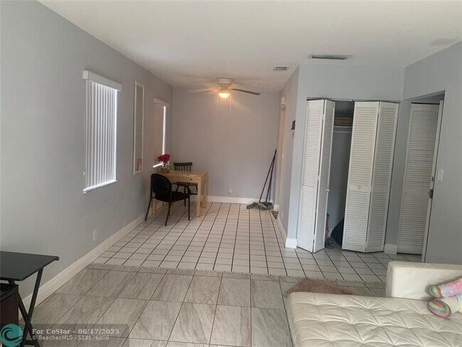 Foto del edificio - 8901 NW 38th Dr