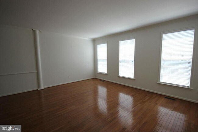 Foto del edificio - 15675 William Bayliss Ct