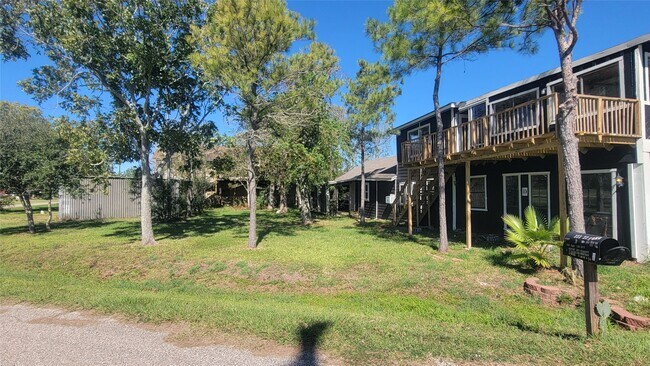Foto del edificio - 12018 Sandpiper Rd