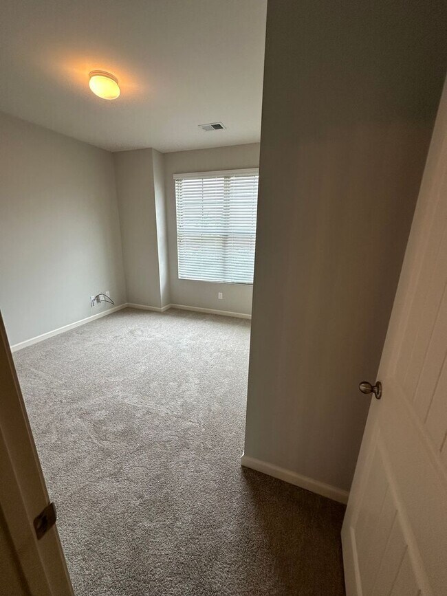 Foto del edificio - Beautiful 4 Bed 2 Bath Home in Murfreesboro