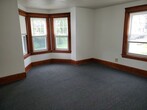 Foto principal - Spacious 3 Bedroom First Floor Webster Mas...