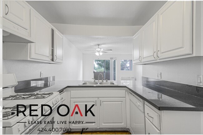 Foto del edificio - 6660 Vineland Ave