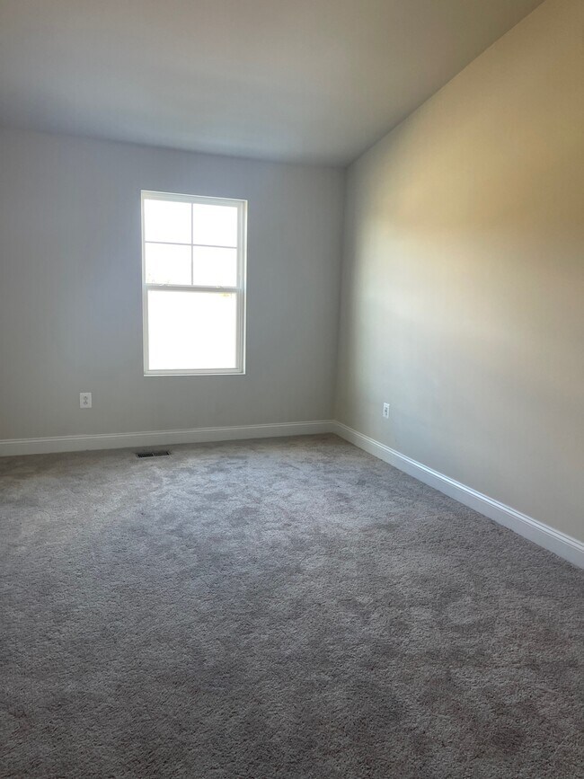 Building Photo - 35249 Wright Way