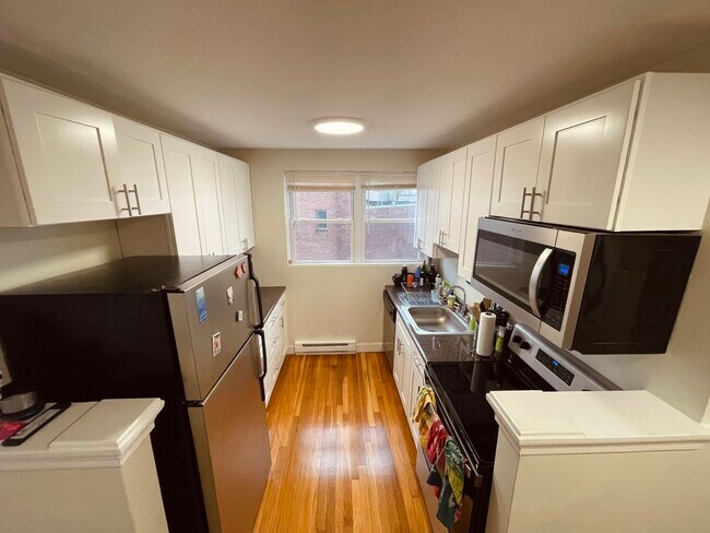 Foto del edificio - 383 Highland Ave