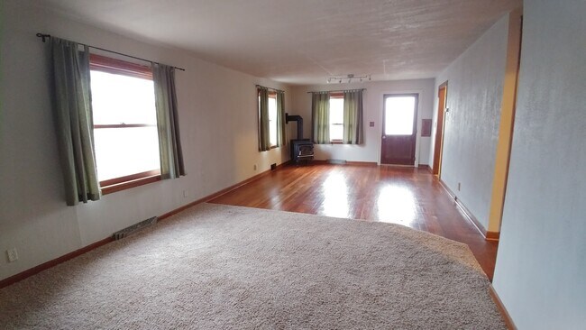 Foto del edificio - 312 NW Harrison St