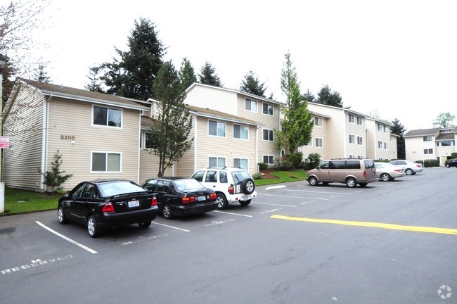 Steel Lake Plaza Rentals - Federal Way, WA | Apartments.com