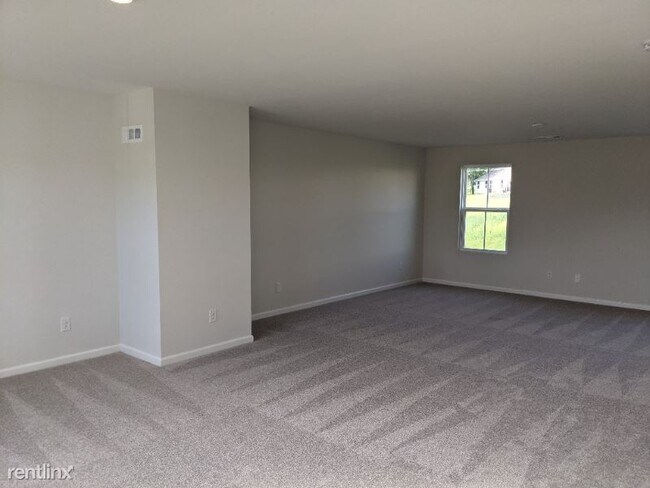 Building Photo - 4 br, 3 bath House - 4045 South Downs Circle