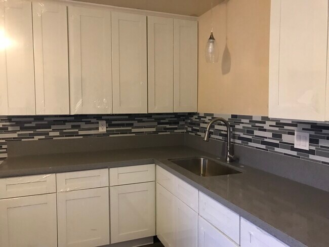 Cocina - 642 Lemar Park Dr