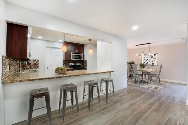 Foto del edificio - 11797 SW 14th Terrace