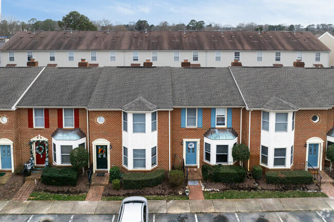 Building Photo - Bay Quarters Condominiums