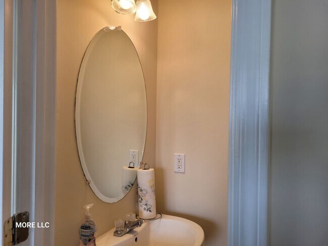 Foto del edificio - 6104 Camden Forrest Ct