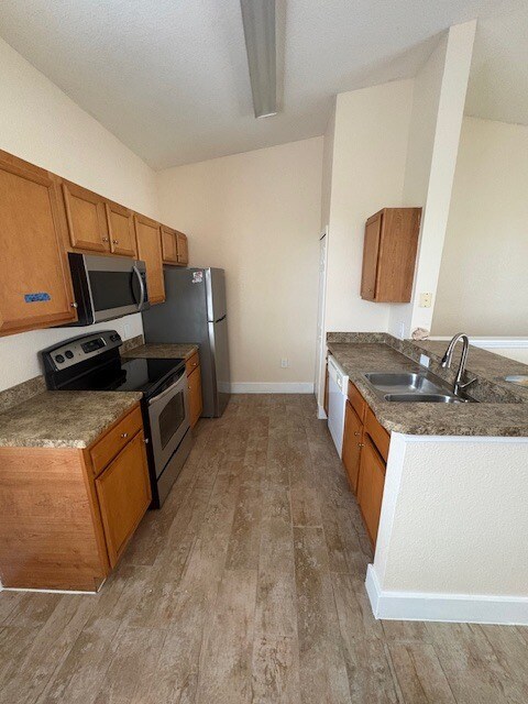 Foto del edificio - 5620 E Michigan St