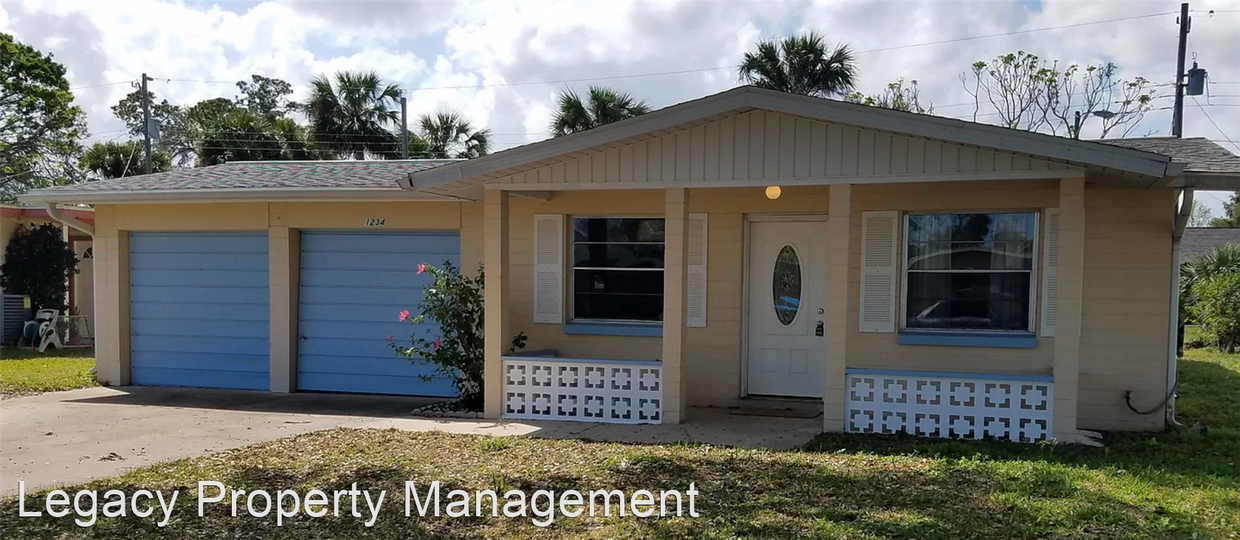 Foto principal - 3 br, 2 bath House - 1234 Margina Ave