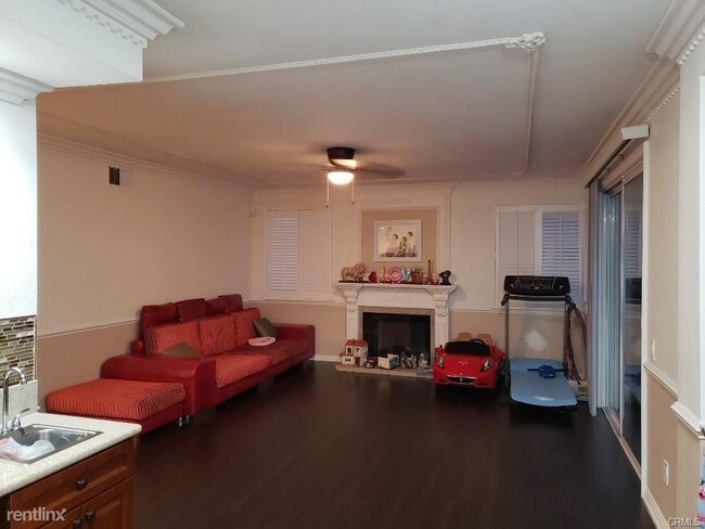 Building Photo - 4 br, 2.5 bath House - 1828 Brooke Ln