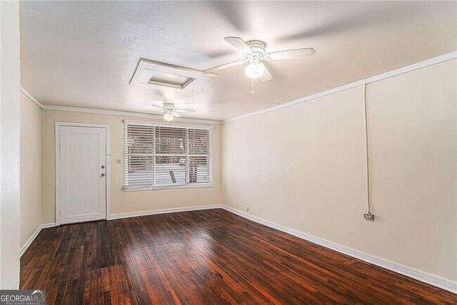 Foto del edificio - 3110 Rockbridge Rd SW