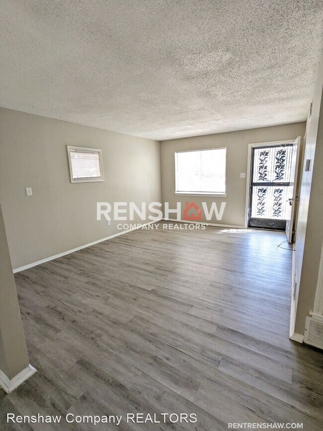 Building Photo - 4 br, 1.5 bath House - 3755 Kalamath Cv