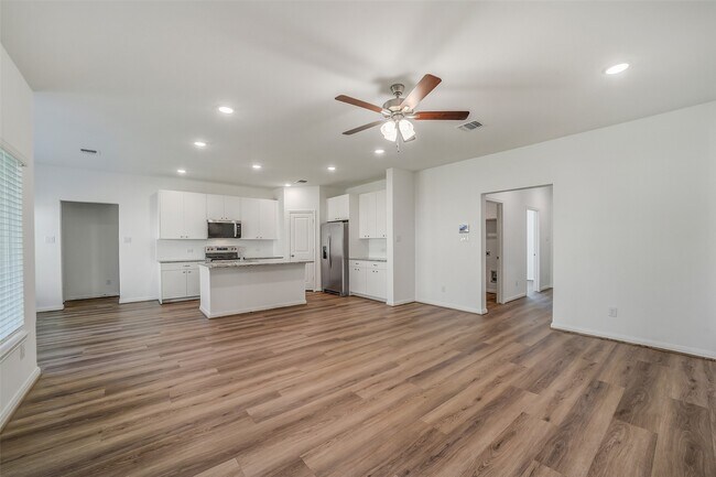 Foto del edificio - 11931 Pondwood Dr