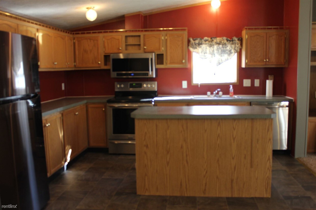 Foto principal - 40167 Badgersburg Rd