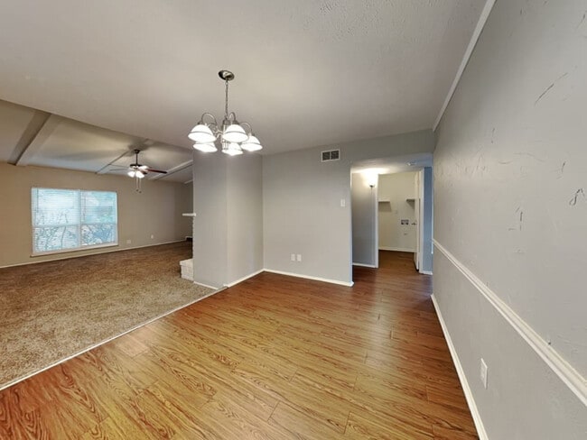 Foto del edificio - 4011 Brookmoor Dr