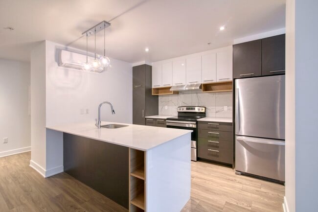 Photo du bâtiment - 9675 Av Papineau