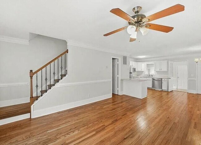 Foto del edificio - 140 Davis Mill Ct