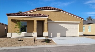 Building Photo - 1141 Aspen Dr