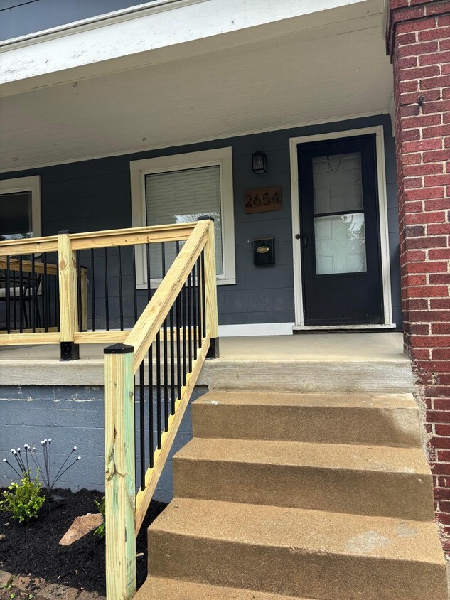 Foto principal - 2654 Adams Ave