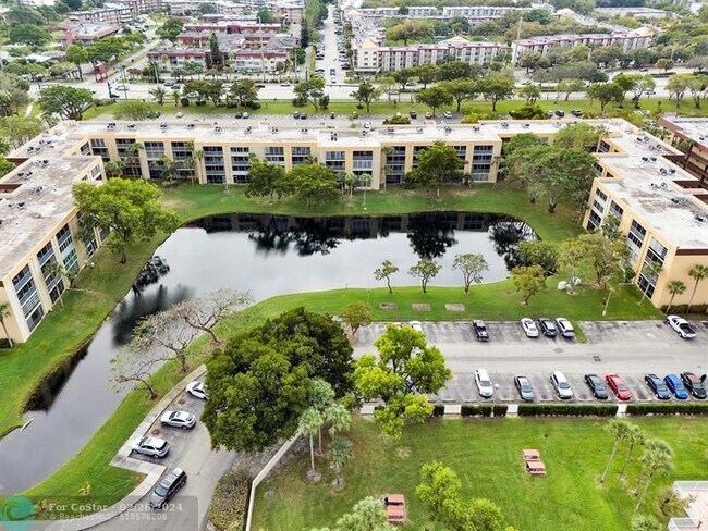 Foto del edificio - 3101 NW 47th Terrace