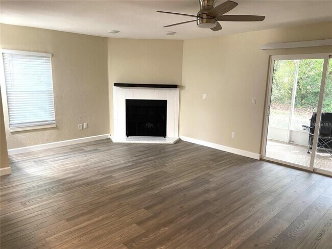 Foto del edificio - 11241 Cedar Hollow Ln