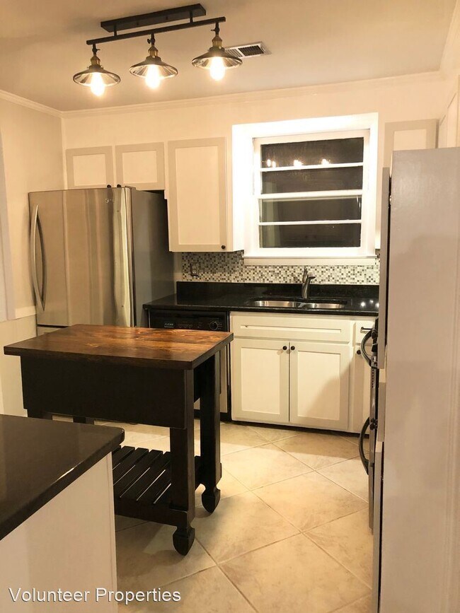 Building Photo - 3 br, 2 bath House - 4848 Corning Dr.