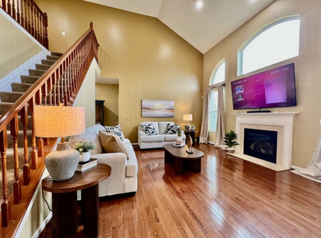 Photo - Spacious 4 Bedroom with Gameroom House