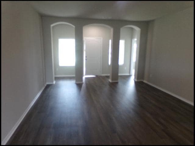 Building Photo - 4527 Olympic Dr