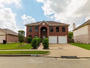 Building Photo - 16307 Split Willow Dr
