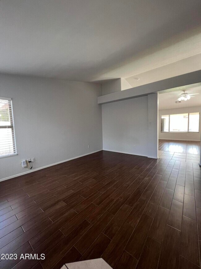 Foto del edificio - 1171 W Goldfinch Way