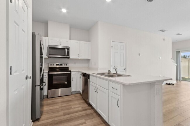 Foto del edificio - 7810 Merchants Way