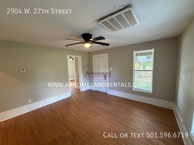 Foto del edificio - 2904 W 27th St