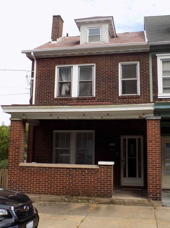 Building Photo - 3621 Childs St