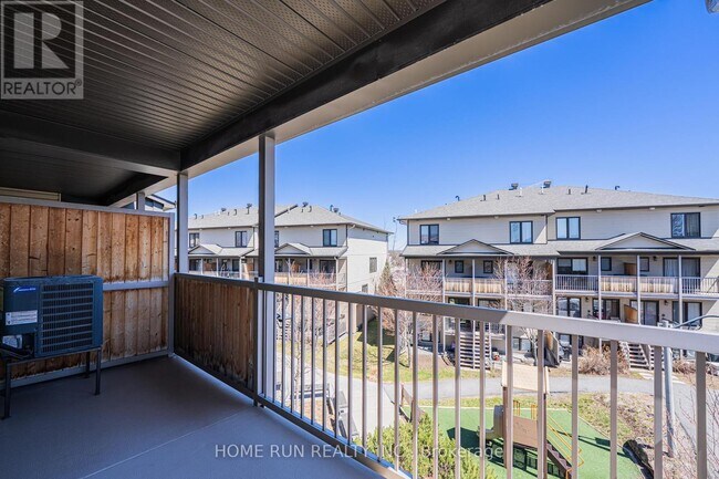 Building Photo - 12 Argent Private