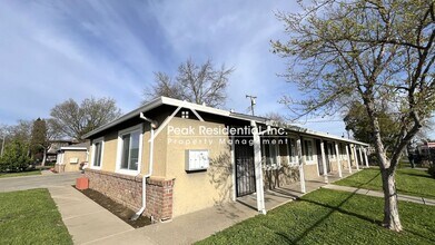 Building Photo - 5640 53rd St