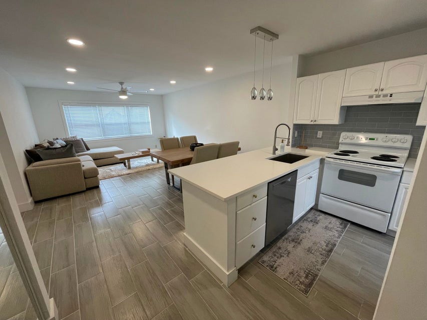 Photo - 440 Southeast 2nd Avenue Apt #C-1, Deerfield Beach, FL 33441 - 3 BR 2 BA Condo