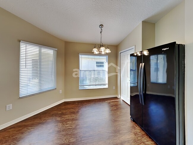 Building Photo - 4409 Country Hills Blvd