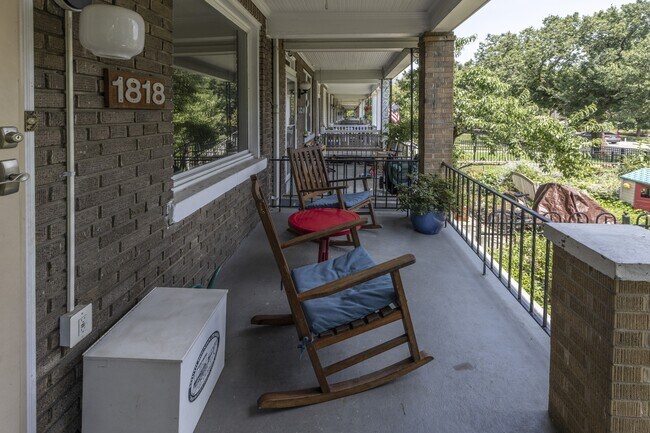 Foto del edificio - 1818 Potomac Ave SE