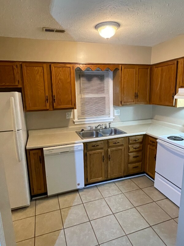 Foto del edificio - 8310 Damascus Cir